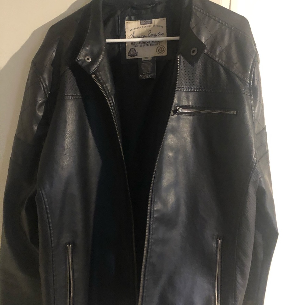 Jacket - Picture 2 of 5